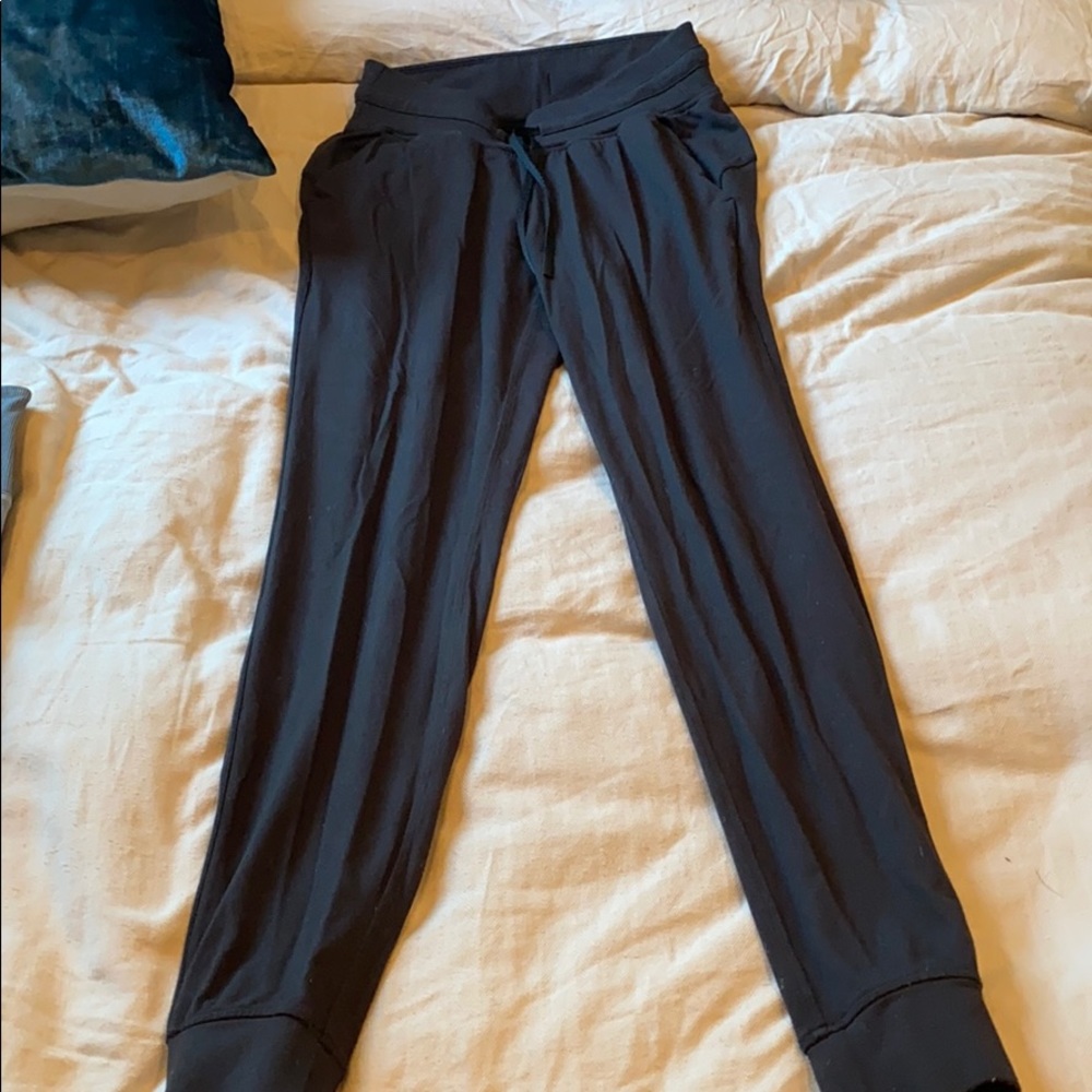 Lululemon joggers
